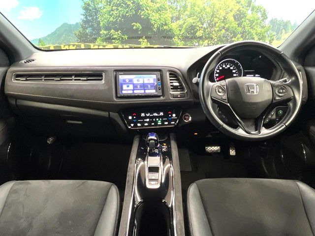 ヴェゼル1.5 ハイブリッド RS ホンダセンシング