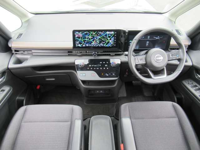 セレナ1.4 e-POWER ハイウェイスターV