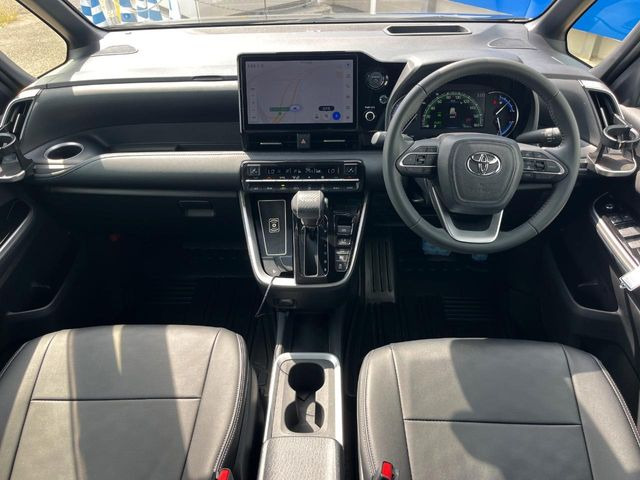 ヴォクシー1.8 ハイブリッド S-Z