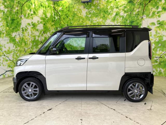 デリカミニT プレミアム 4WD