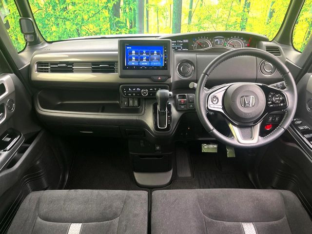 N-BOXカスタムL スタイルプラス ブラック