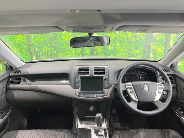 クラウンアスリート