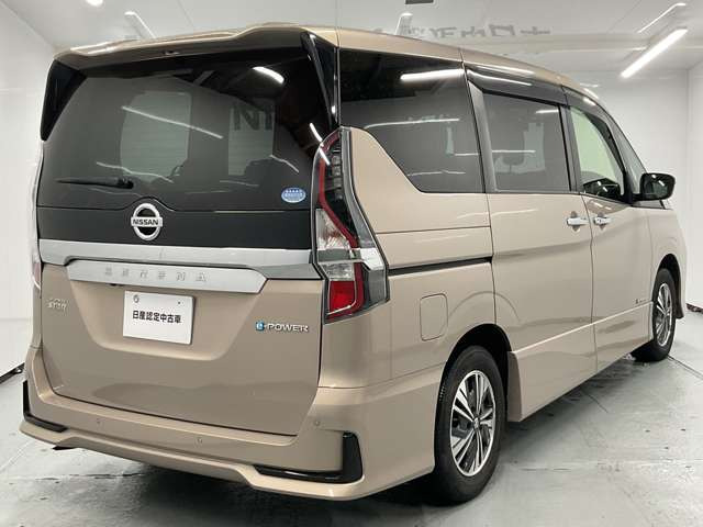 セレナ1.2 e-POWER ハイウェイスターV