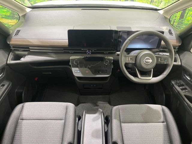 セレナ1.4 e-POWER ハイウェイスターV