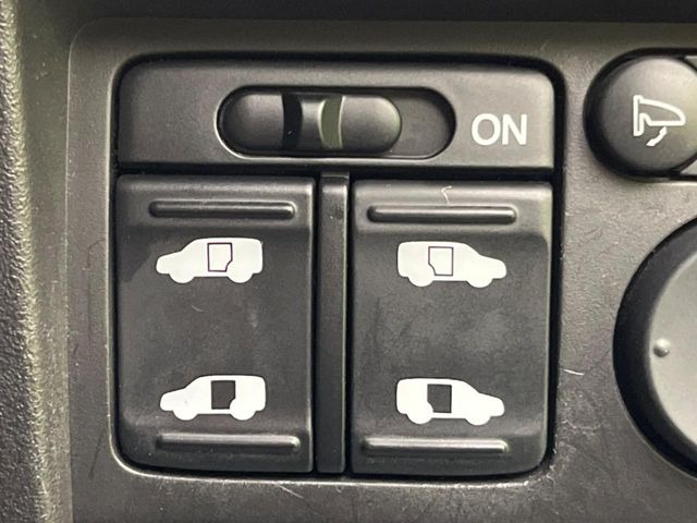 フリード1.5 G プレミアムエディション