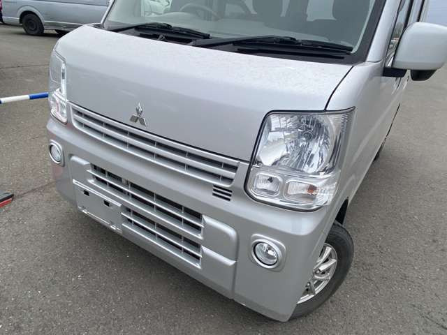 当店は車の品質に自信を持っています!なので、さまざまな角度から70枚以上のお写真載せています。