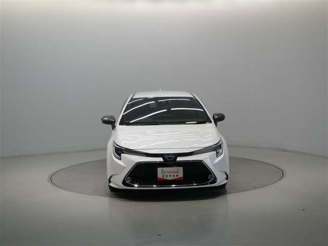 カローラツーリング1.8 ハイブリッド W×B