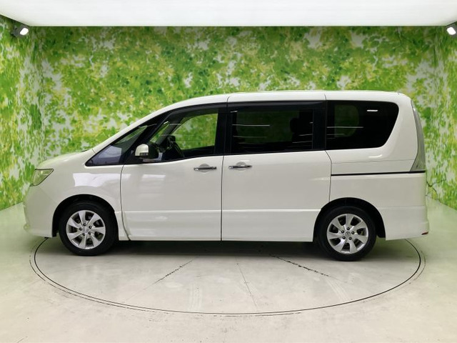 セレナ2.0 ハイウェイスター Vセレクション