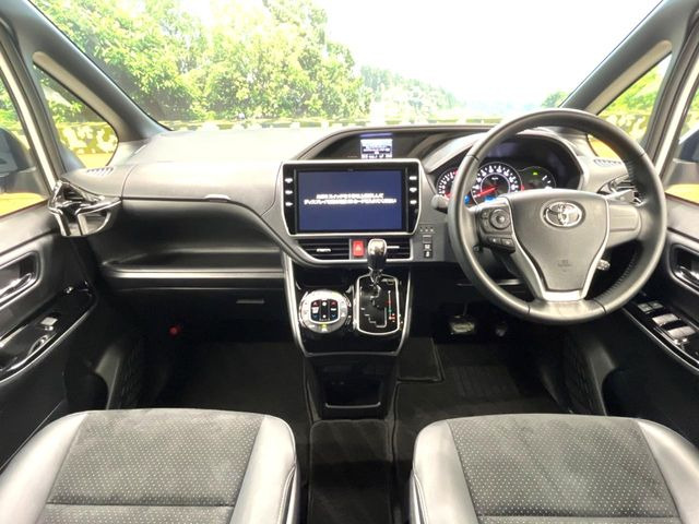 ヴォクシー2.0 ZS 煌III