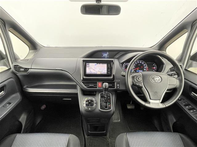 ヴォクシー2.0 ZS