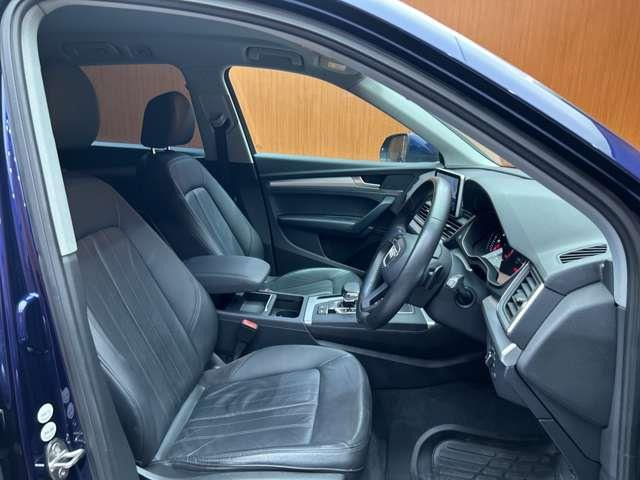 Q52.0 TFSI クワトロ 4WD