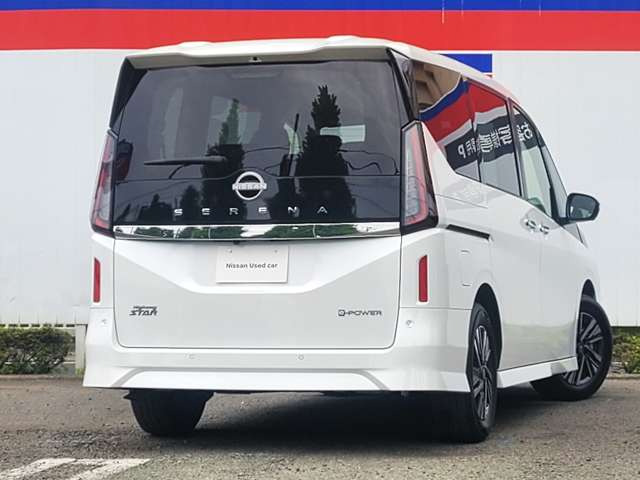 セレナ1.4 e-POWER ハイウェイスターV