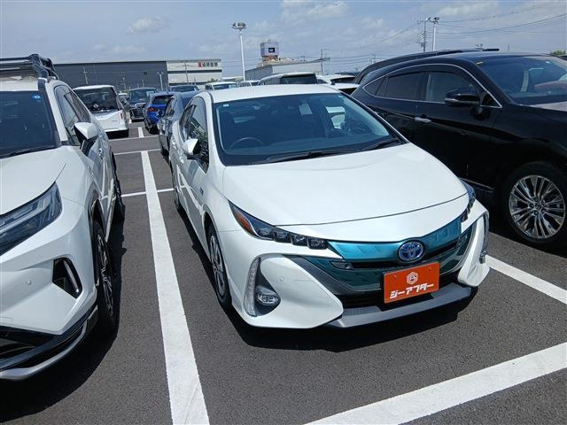 プリウスPHV1.8 A