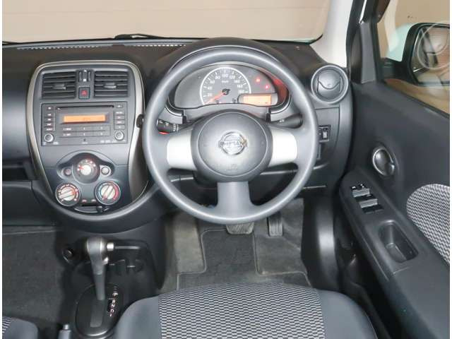 マーチ1.2 X FOUR Vセレクション 4WD