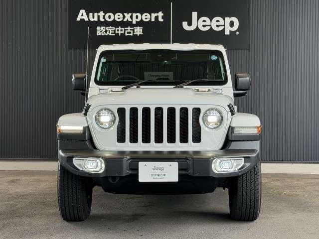 ラングラーアンリミテッド サハラ 4WD