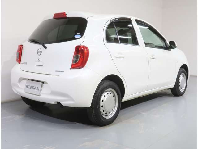 マーチ1.2 X FOUR Vセレクション 4WD