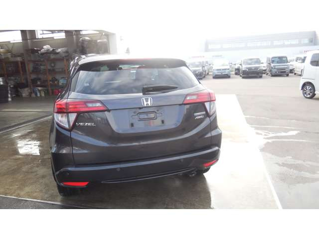 ヴェゼル1.5 ハイブリッド Z ホンダセンシング 4WD