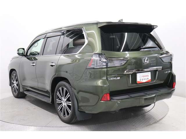 LX570 ブラック シークエンス 4WD