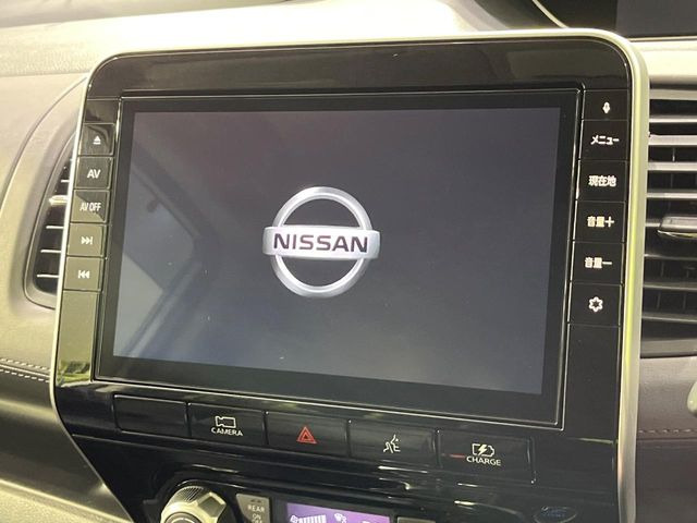 セレナ1.2 e-POWER ハイウェイスターV