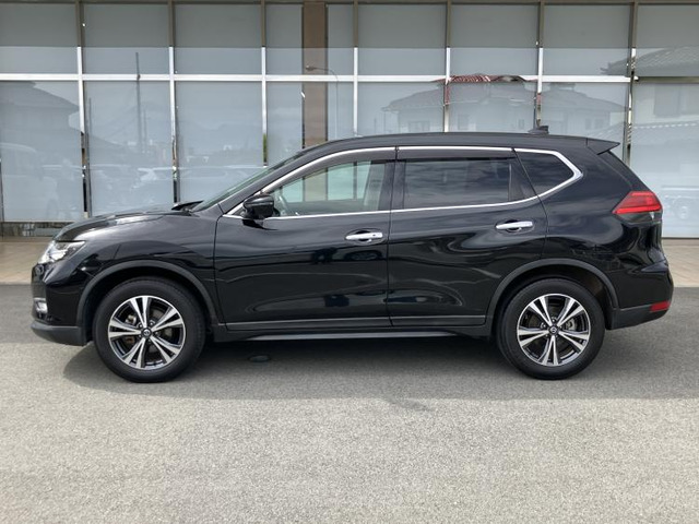 エクストレイル2.0 20Xi 4WD