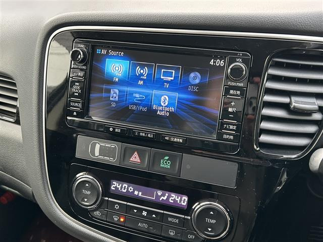 アウトランダーPHEV2.0 G ナビパッケージ 4WD