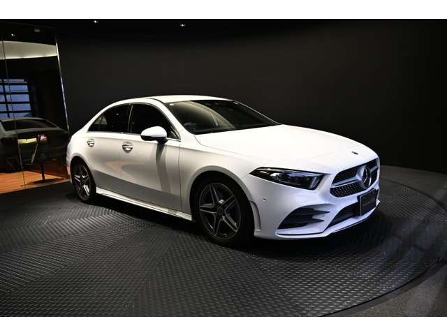 AクラスセダンA200d AMGライン