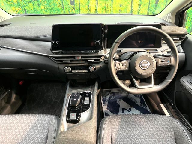 ノートオーラ1.2 G 90周年記念車