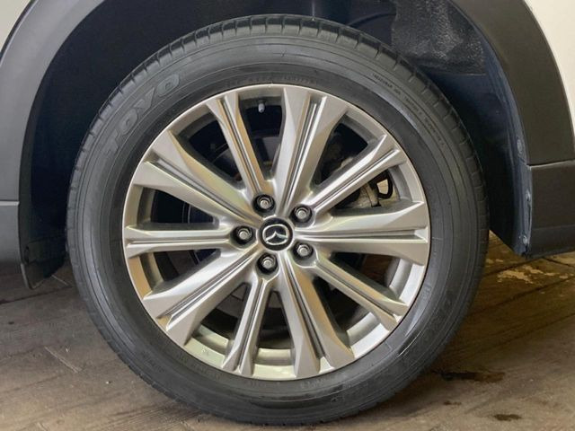 �y����19�C���`�A���~�z�C�[���z�O�ςɃ}�b�`���������A���~�z�C�[���𑕒����Ă���܂��B�e��ЊO�A���~�z�C�[����A�X�^�b�h���X�^�C�����戵�����Ă���܂��B���񂲑��k����������