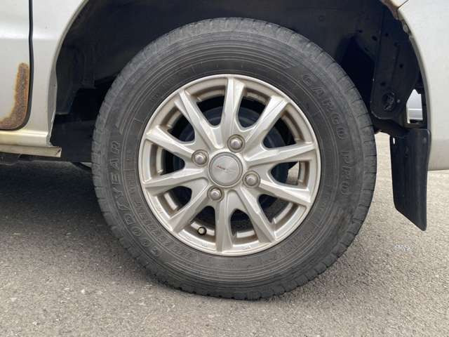 もっと車両情報が知りたい!クルマの写真が見たい!など遠慮なくお申し付けください!フリーダイヤル:0078-6002-007611