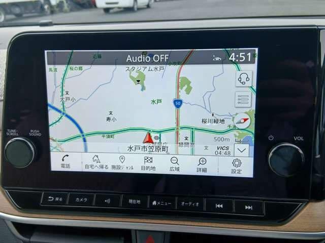 ノートオーラ1.2 G FOUR レザーエディション 4WD