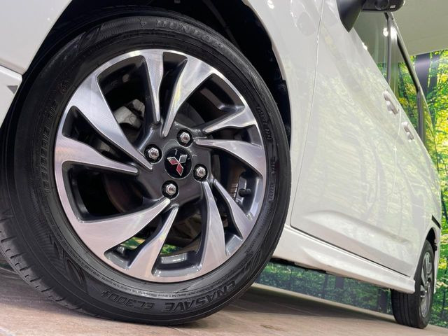 �y����15�C���`�A���~�z�C�[���z�O�ςɃ}�b�`���������A���~�z�C�[���𑕒����Ă���܂��B�e��ЊO�A���~�z�C�[����A�X�^�b�h���X�^�C�����戵�����Ă���܂��B���񂲑��k����������