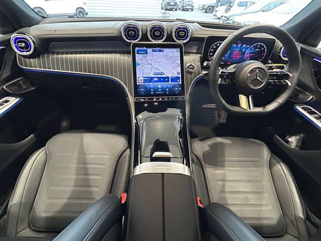 GLCクーペ220d 4マチック AMGラインパッケージ(ISG) 4WD