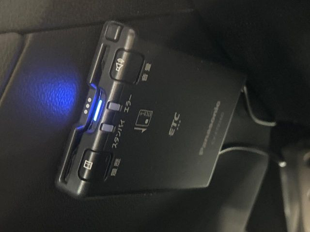 【ETC】高速道路の料金所をストレスなく通過!話題のスポットやサービスエリアに多い「スマートIC」利用時は必須のアイテムです。当店でセットアップを実施、ご納車当日からすぐにご利用いただけます!
