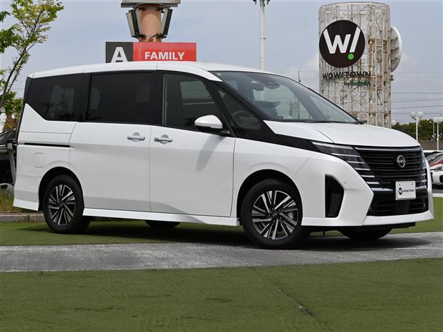 セレナ1.4 e-POWER ハイウェイスターV