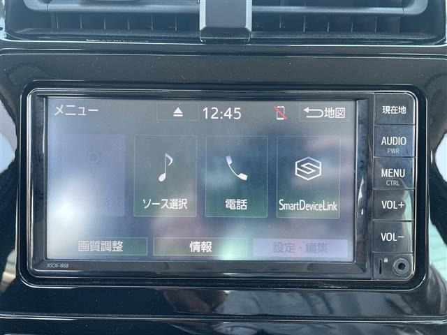 プリウス1.8 S セーフティ プラスII E-Four 4WD