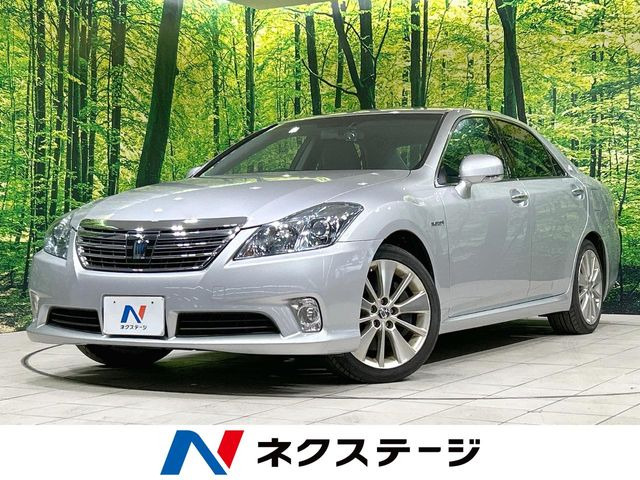 クラウンハイブリッド3.5 Lパッケージ