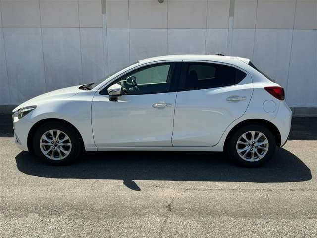 デミオ1.3 13S ミッド センチュリー