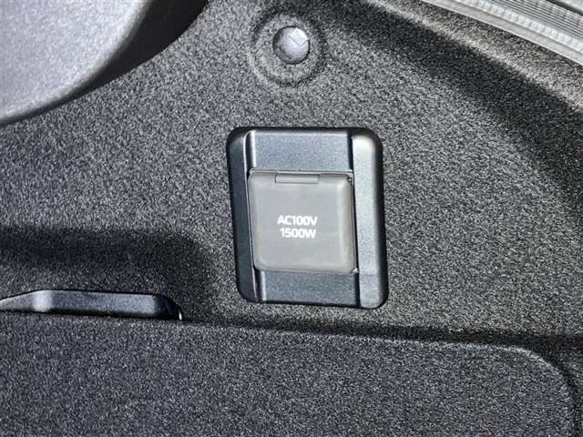 クラウンクロスオーバー2.5 G アドバンスト レザー パッケージ E-Four 4WD