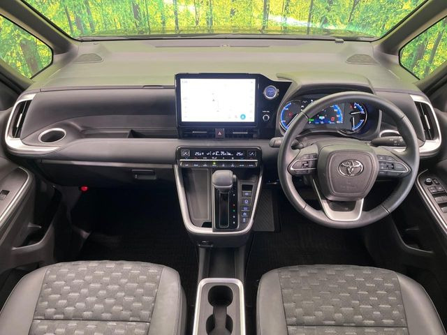 ヴォクシー1.8 ハイブリッド S-Z