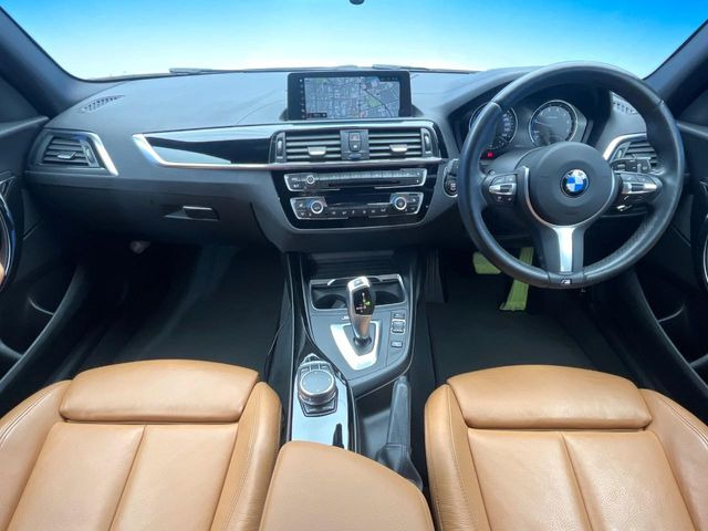 1シリーズ118i Mスポーツ エディション シャドー