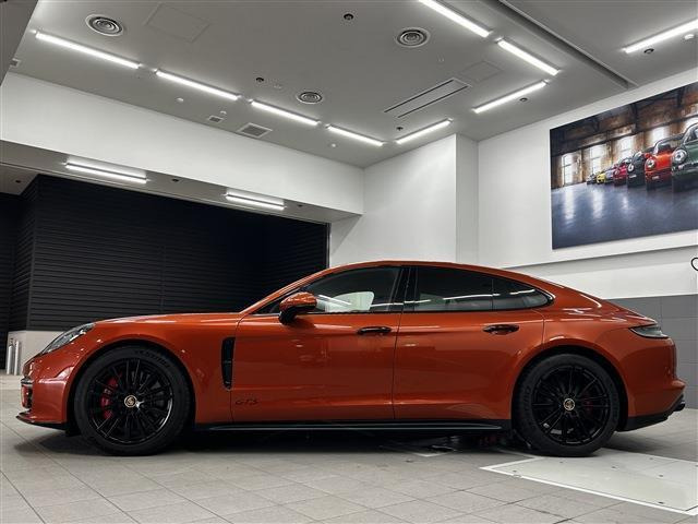 パナメーラGTS PDK 4WD