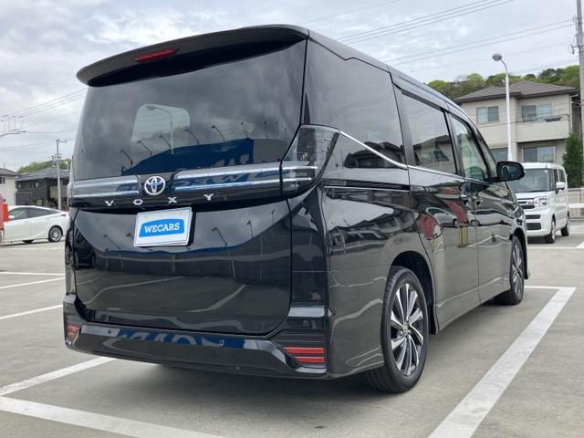 ヴォクシー2.0 S-Z