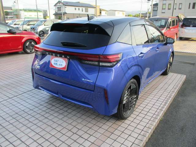 ノートオーラ1.2 G レザーエディション