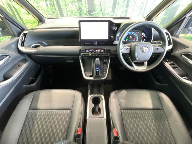 ノア1.8 ハイブリッド S-Z