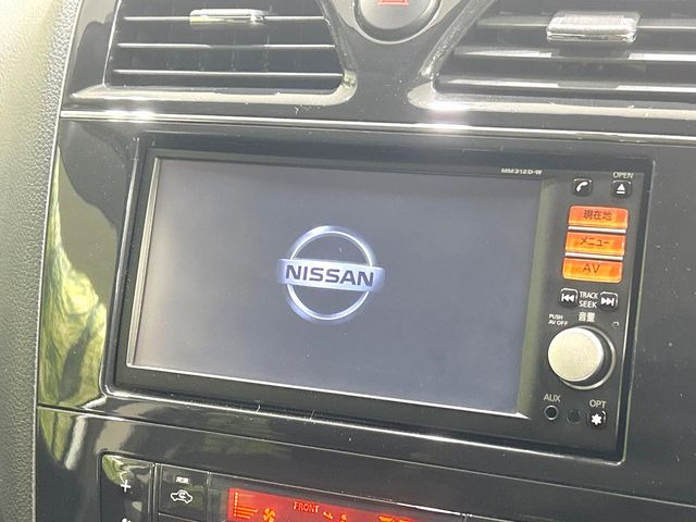 セレナ2.0 ハイウェイスター S-HYBRID