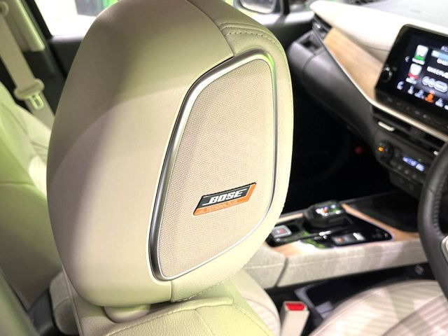 ノートオーラ1.2 G レザーエディション