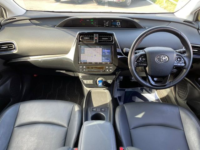 プリウス1.8 S ツーリングセレクション