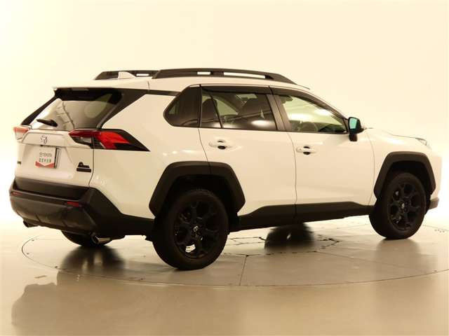 RAV42.0 アドベンチャー オフロードパッケージ 4WD