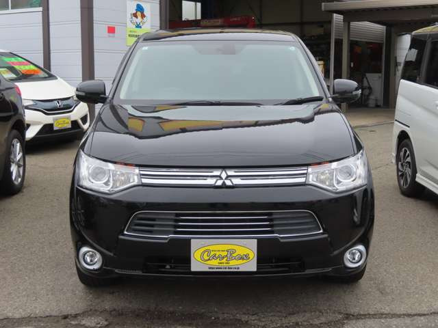 アウトランダーPHEV2.0 G ナビパッケージ 4WD