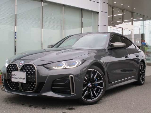 4シリーズグランクーペM440i xドライブ 4WD